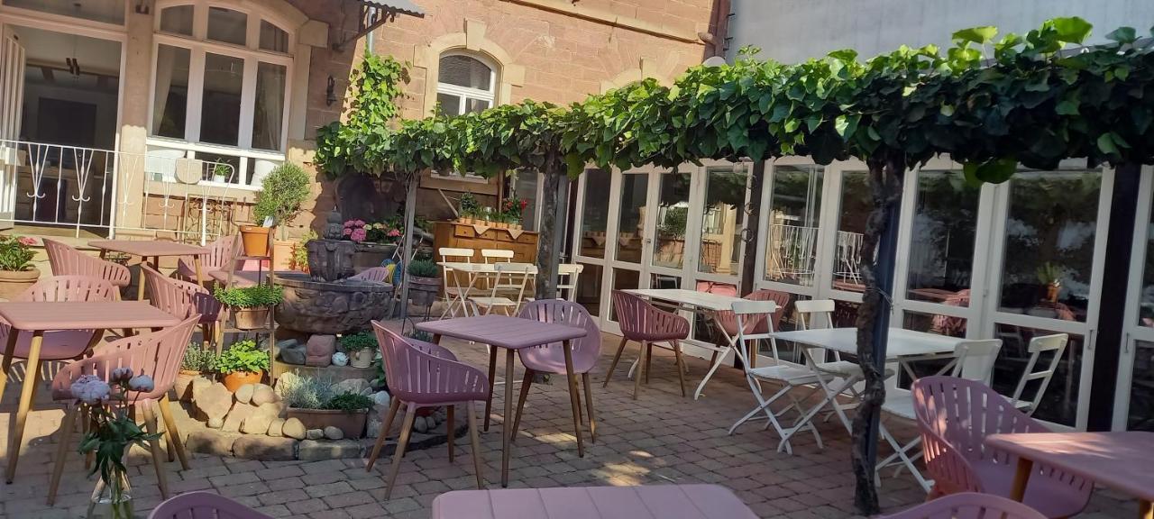 Gasthaus Mandelhof Neustadt an der Weinstraße エクステリア 写真